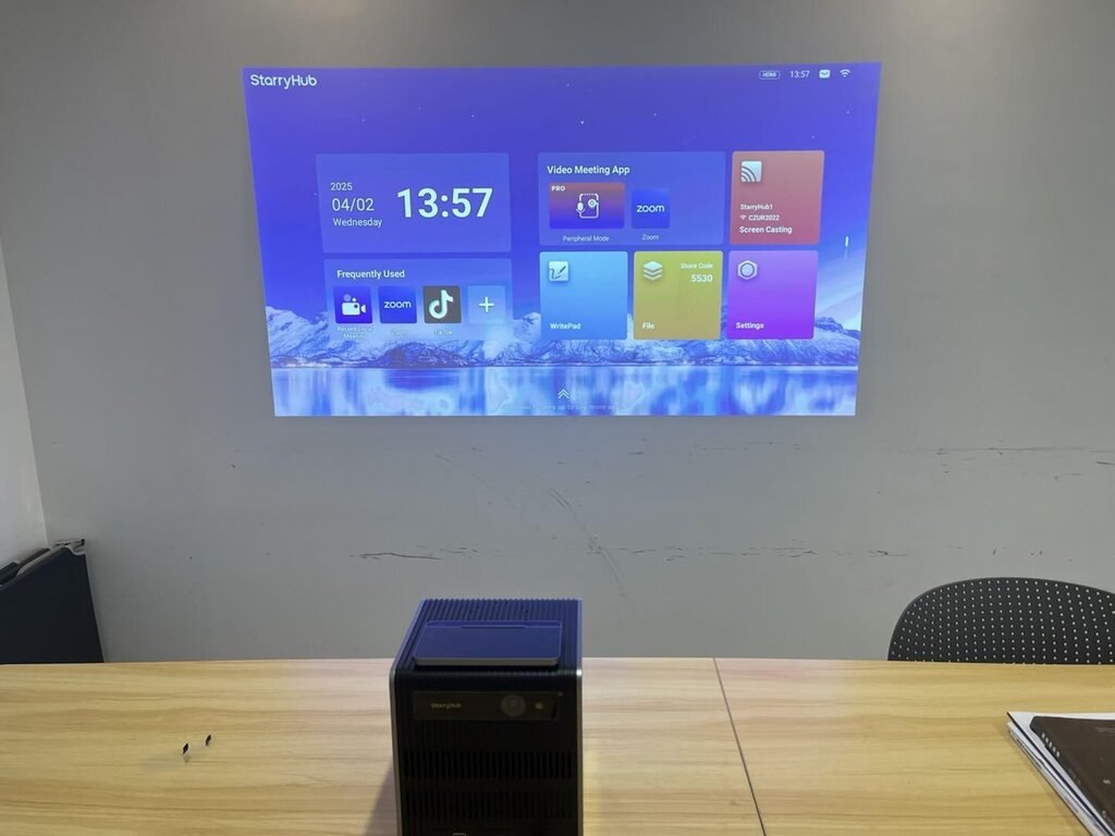 StarryHub Projector Setup 