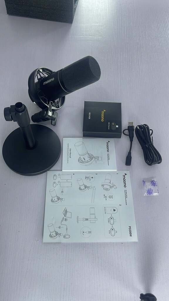 Unboxing Maono PD200W Mic