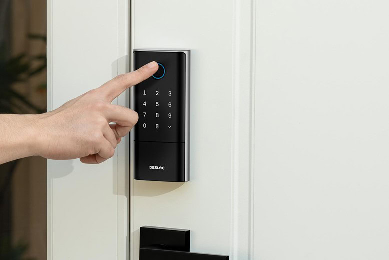 Desloc K120 GPT Smart Lock with Fingerprint Security